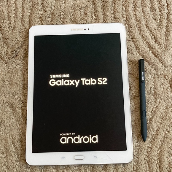 Samsung Tablets & Accessories Samsung Android White Galaxy Tab S2